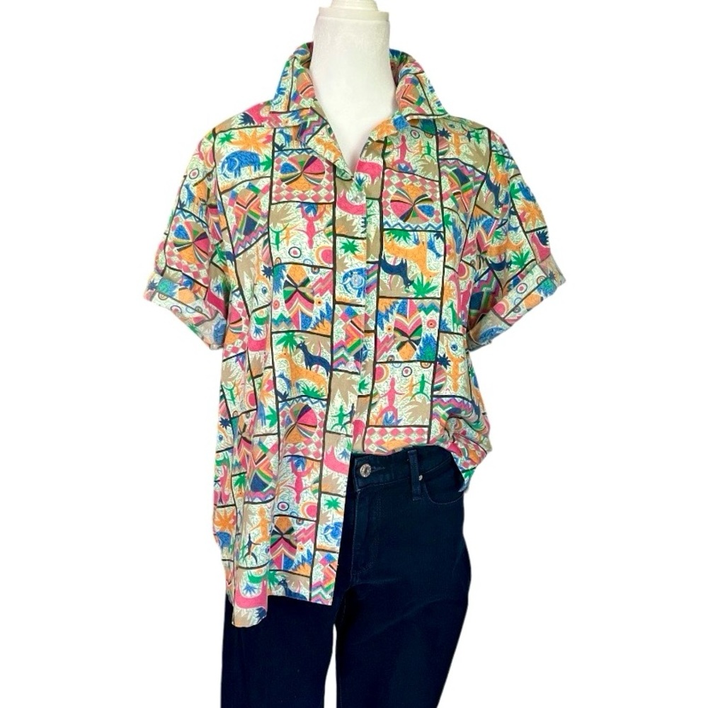 Vintage Levi’s Travelers Animal Print Short Sleeve Top Size Medium